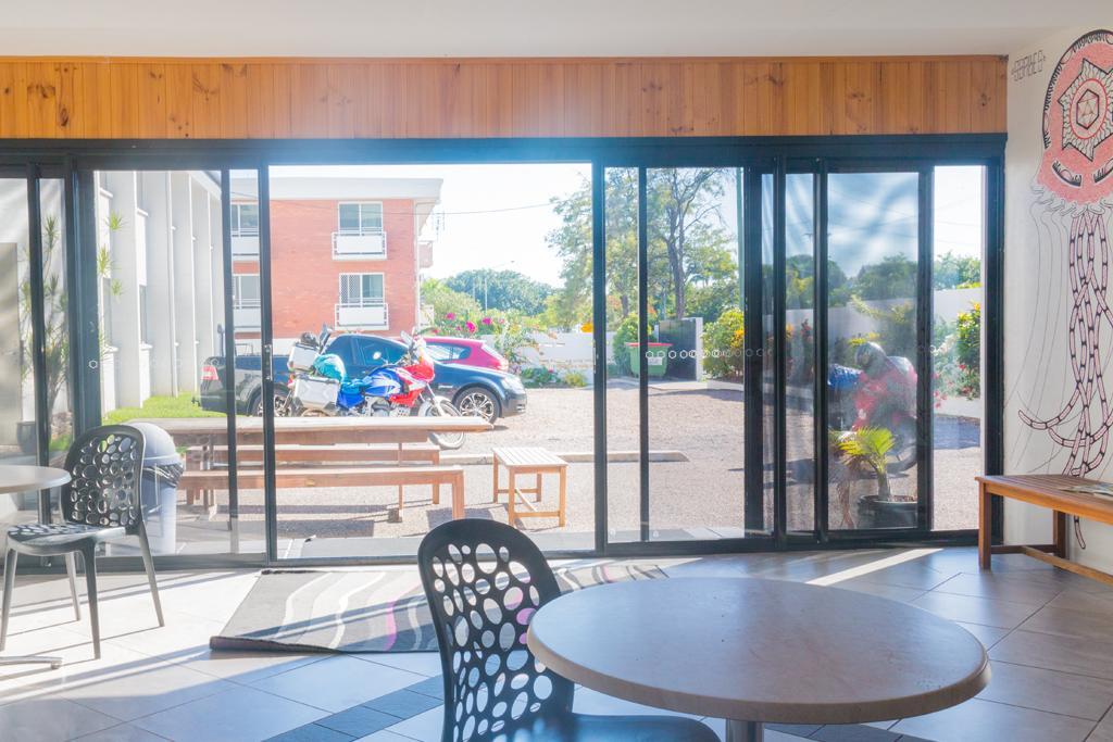 Foreign Exchange Accommodation-Beachside Townsville Exterior photo